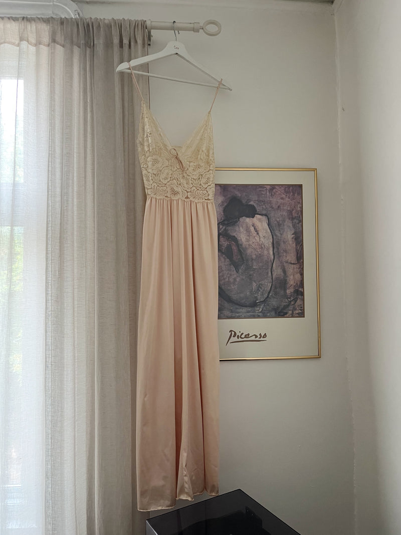 Guy Laroche Nightdress